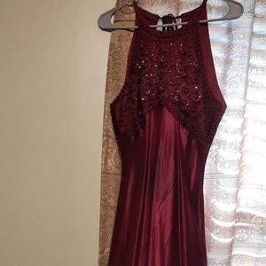 Morgan and Co Long Formal Gown